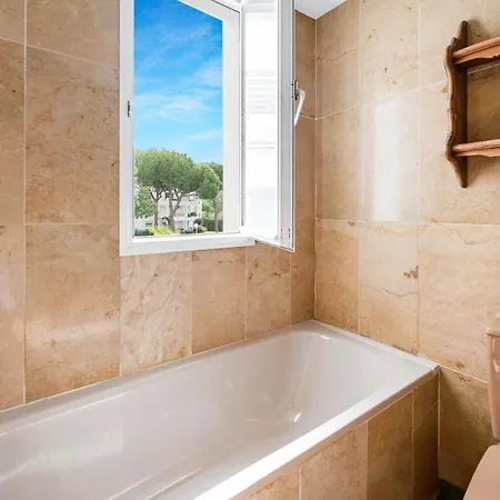 דירה Bright And Spacious 2br With Terrace In Costalita