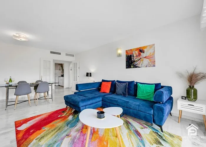 Bright And Spacious 2br With Terrace In Costalita 公寓